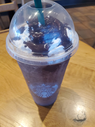 Coffee Shop «Starbucks», reviews and photos, 4503 Fleur Dr, Des Moines, IA 50321, USA