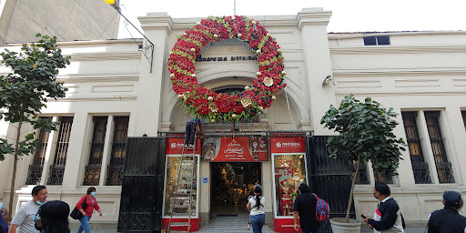Lamp stores Lima