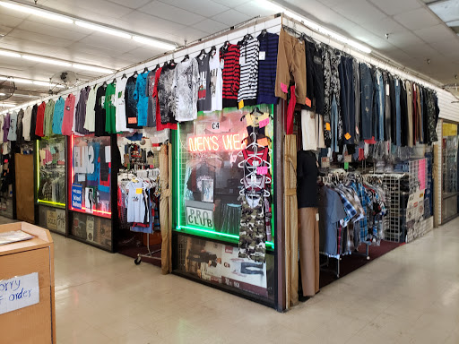 Shopping Mall «Rio Rancho Mall», reviews and photos, 2001 Garey Ave, Pomona, CA 91766, USA