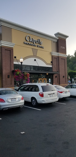 Mexican Restaurant «Chipotle Mexican Grill», reviews and photos, 17250 Southcenter Pkwy #108, Tukwila, WA 98188, USA