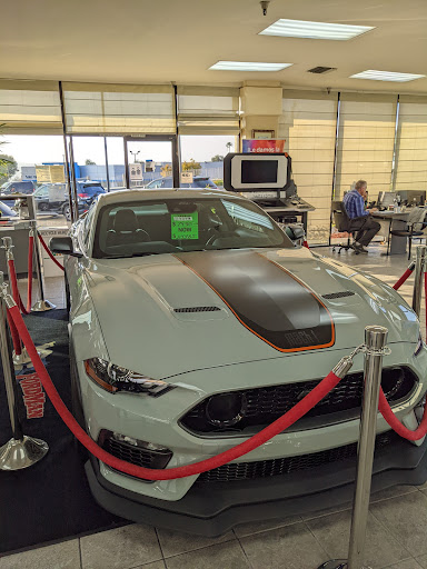 Car Dealer «Simi Valley Ford», reviews and photos, 2440 First St, Simi Valley, CA 93065, USA