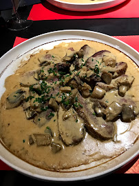 Sauce aux champignons du Restaurant CHEZ RAPHY AU CORDON BLEU DE COLMAR - n°14