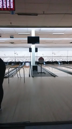 Sports Complex «Waterford Lanes», reviews and photos, 7100 Cooley Lake Rd, Waterford Twp, MI 48327, USA