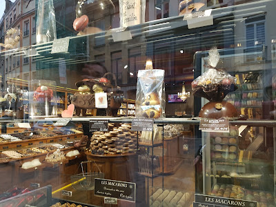 MAISON GEORGES LARNICOL - MOF - Biscuiterie Chocolaterie à Lille