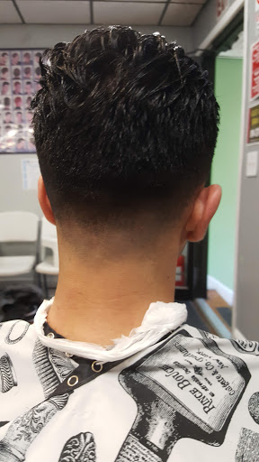 Barber Shop «Eduardo Barber Shop», reviews and photos, 57 Park Hill Ave, Yonkers, NY 10701, USA