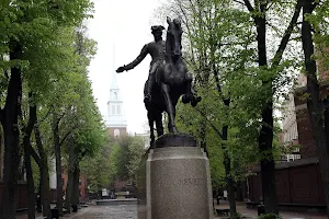 Paul Revere Statue image