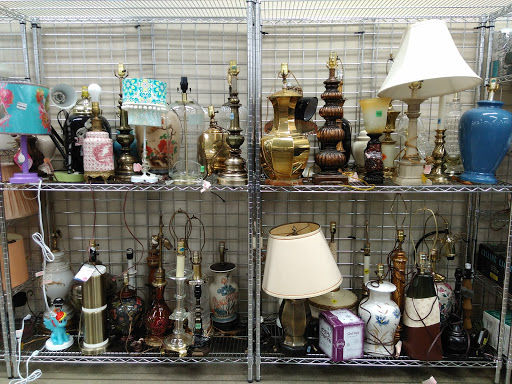 Thrift Store «Goodwill Store & Donation Center», reviews and photos, 5518 Touhy Ave, Skokie, IL 60077, USA