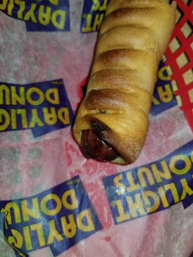 Donut Shop «Daylight Donuts», reviews and photos, 1243 W Central Ave, El Dorado, KS 67042, USA