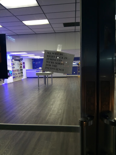 Cell Phone Store «MetroPCS Authorized Dealer- TMW», reviews and photos, 5053 Gall Blvd, Zephyrhills, FL 33542, USA