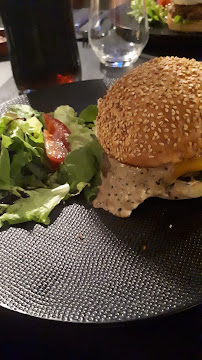 Hamburger du Restaurant halal L'Éveil des Sens à Lille - n°2