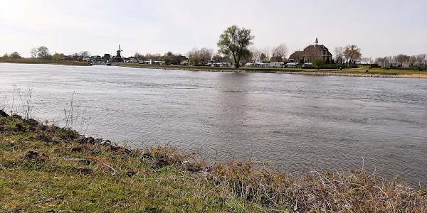 Duursche Waarden met restanten voormalige steenfabriek