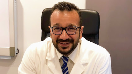 Dr Omar Abd El Aziz Taalab. Consultant Of Shoulder, Knee and Sports Injuries. عيادة د عمر عبد العزيز تعلب