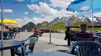 Atmosphère du Restaurant français Restaurant bar du col d'aubisque à Béost - n°15