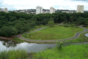 Parque Prefeito Luiz Roberto Jábali image