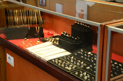 Pawn Shop «All American Pawn», reviews and photos, 412 Old Morgantown Rd, Bowling Green, KY 42101, USA