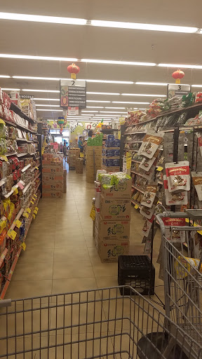 Asian Grocery Store «Lotte Plaza Market - Ashburn», reviews and photos, 43930 Farmwell Hunt Plaza #100, Ashburn, VA 20147, USA