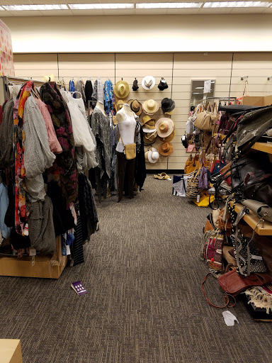 Department Store «Nordstrom Rack Beverly Connection», reviews and photos, 100 N La Cienega Blvd, Los Angeles, CA 90048, USA