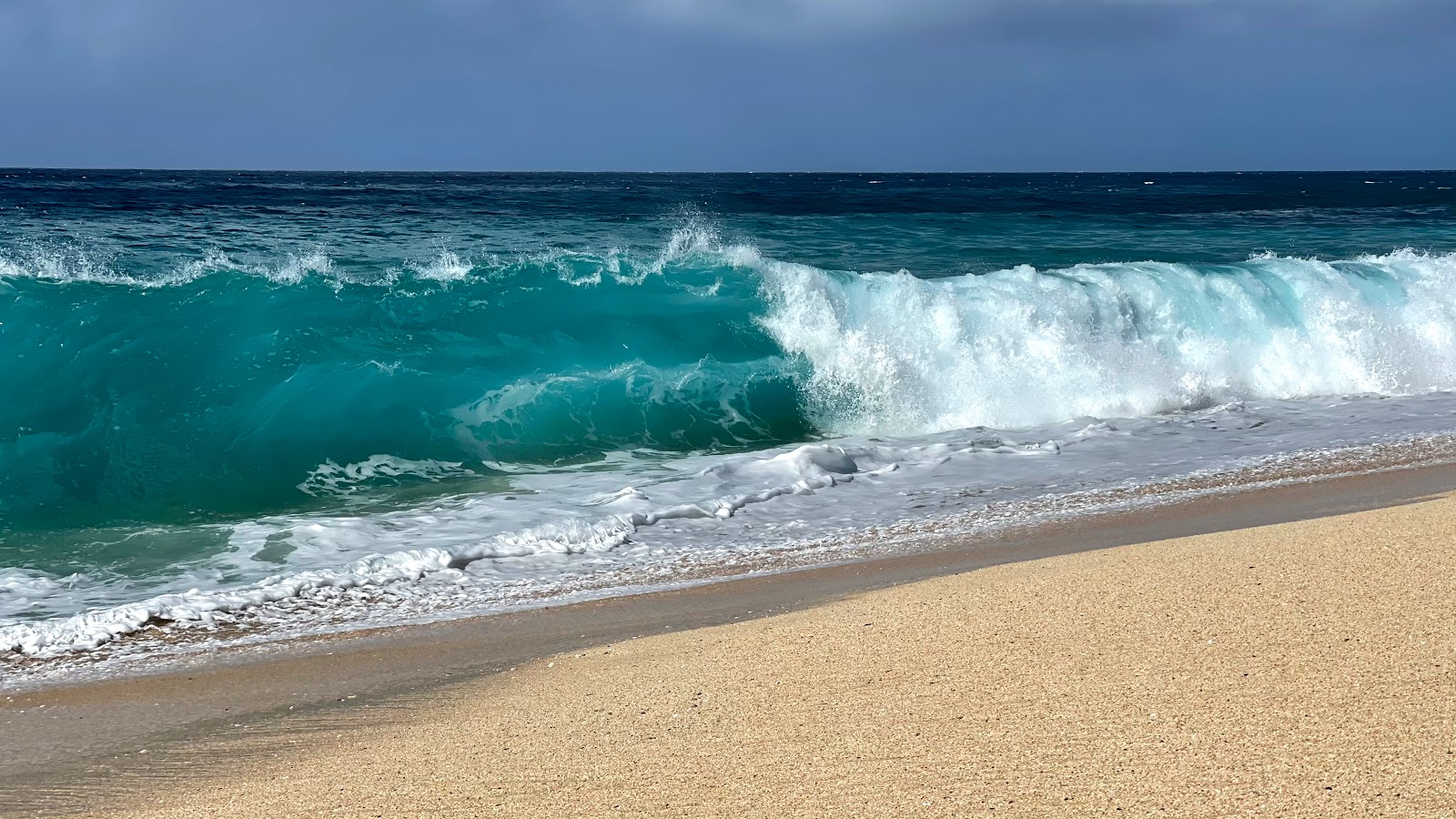 Ke Iki Beach 🏖️ O'ahu Island, United States - detailed features