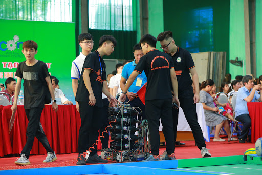Trường Đại học Công nghiệp Quảng Ninh