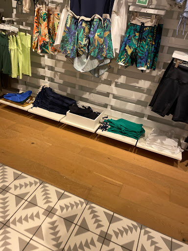 Clothing Store «AEO & Aerie Store», reviews and photos, 825 Dulaney Valley Rd #116, Towson, MD 21204, USA