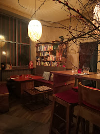 Atmosphère du Restaurant de spécialités asiatiques John Weng - Trousseau à Paris - n°9