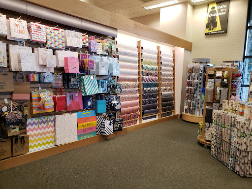 Book Store «Barnes & Noble Booksellers Clackamas Town Ctr Mall», reviews and photos, 12000 SE 82nd Ave, Portland, OR 97086, USA