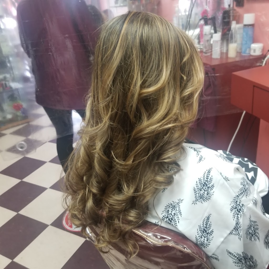 Rita Beauty Salon Unisex 07102
