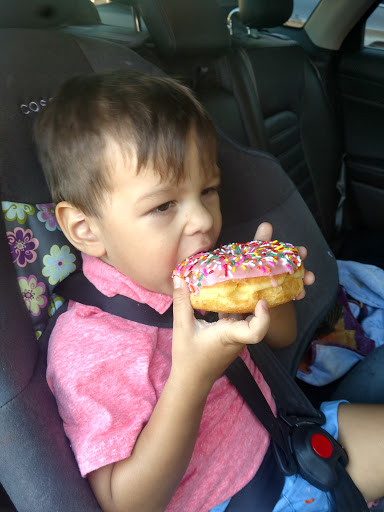 Donut Shop «BoSa Donuts», reviews and photos, 155 E Williams Field Rd, Gilbert, AZ 85295, USA