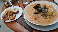 Bouillabaisse du Restaurant méditerranéen Le Criquet à Arles - n°11