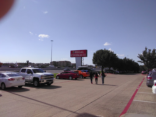 Movie Theater «Regal Fossil Creek 11», reviews and photos, 6100 N Fwy Service Rd E, Fort Worth, TX 76137, USA