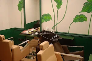 Zha Family Salon image