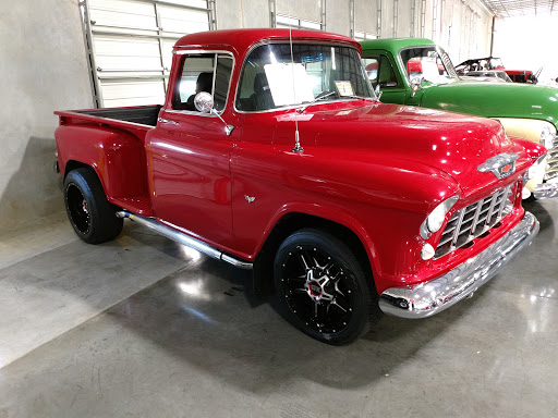 Car Dealer «Gateway Classic Cars Tampa», reviews and photos, 351 30th St NE, Ruskin, FL 33570, USA