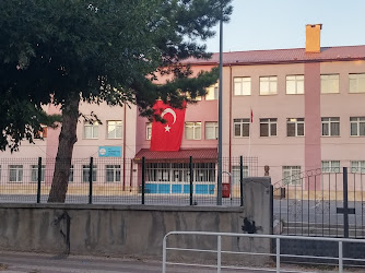 Vali Reşit Paşa İlköğretim Okulu