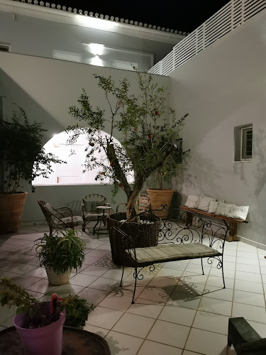 Opinii despre OLTREMARE inn Spetses în Σπέτσες - Εκκλησία