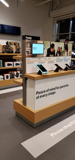 Cell Phone Store «Verizon», reviews and photos, 21040 Frederick Rd g, Germantown, MD 20876, USA