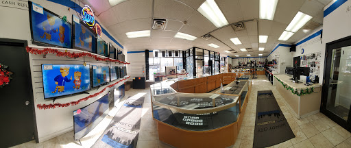 Pawn Shop «Windy City Jewelry & Loan», reviews and photos, 959 Howard St, Evanston, IL 60202, USA
