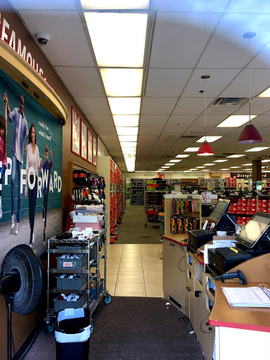 Shoe Store «Famous Footwear», reviews and photos, 5500 Grossmont Center Dr, La Mesa, CA 91942, USA