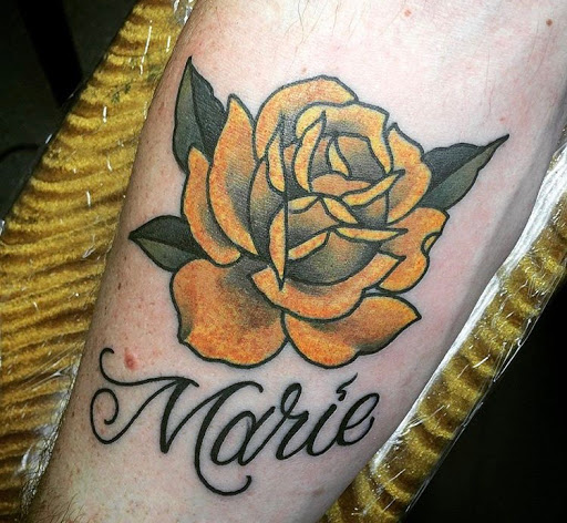 Tattoo Shop «St Louis Ink Tattoo Studio», reviews and photos, 11629 W Florissant Ave, Florissant, MO 63033, USA