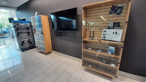 Honda Dealer «Richfield Bloomington Honda», reviews and photos, 501 W 77th St, Richfield, MN 55423, USA