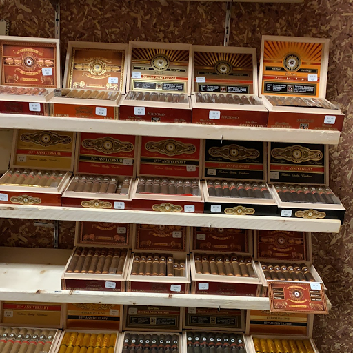 Tobacco Shop «TOBACCO PALACE», reviews and photos, 1342 Auburn Rd, Dacula, GA 30019, USA