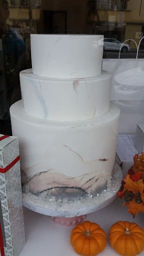 Bakery «Vanilla Bake Shop», reviews and photos, 512 Wilshire Blvd, Santa Monica, CA 90401, USA