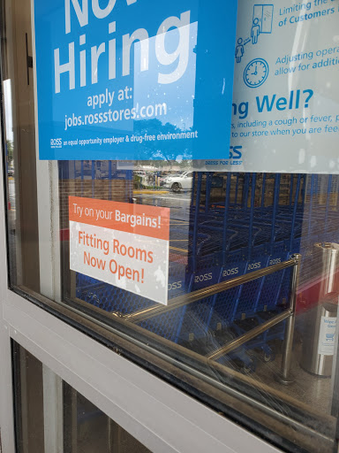 Clothing Store «Ross Dress for Less», reviews and photos, 1401 Missouri Ave N, Largo, FL 33770, USA