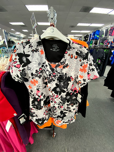 Uniform Store «Scrub Pro Uniforms & Gallo Clothing», reviews and photos, 78 Mountain Rd, Glen Burnie, MD 21060, USA