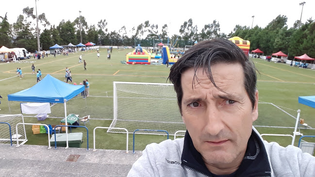 Avaliações doCampo de Futebol Alqueidão da Serra em Santarém - Campo de futebol