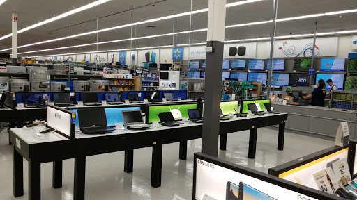 Department Store «Walmart Supercenter», reviews and photos, 1015 New Moody Ln, La Grange, KY 40031, USA