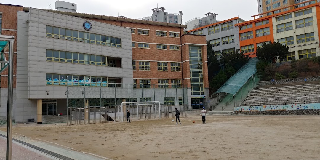서울동신초등학교