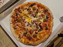 Plats et boissons du Pizzas à emporter Pizzéria Félix à Échirolles - n°6