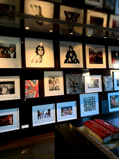 Book Store «TASCHEN Store Beverly Hills», reviews and photos, 354 N Beverly Dr, Beverly Hills, CA 90210, USA