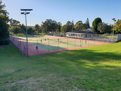 Koru Tennis Club