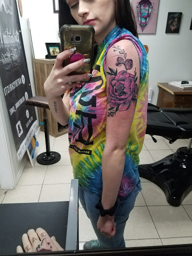 Explore tattoo ideas for single moms, creative tattoo ideas in Arlington, available at Arlington Ink